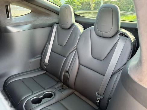 Used 2020 Tesla Model X Long Range image 28