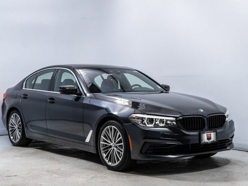 Used 2020 BMW 530e xDrive 530e xDrive iPerformance w/ Convenience Package image 9