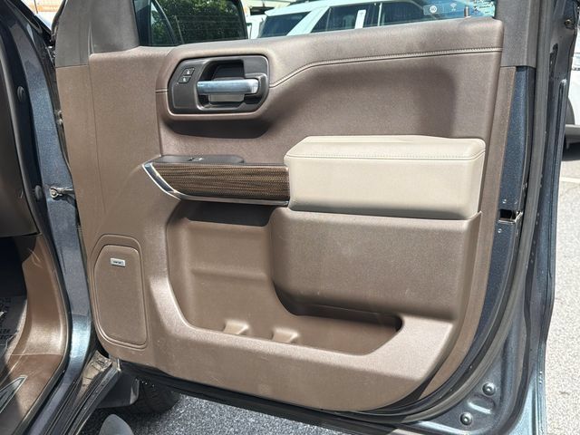 Used 2020 Chevrolet Silverado 1500 LT Trail Boss AWD/4WD image 16