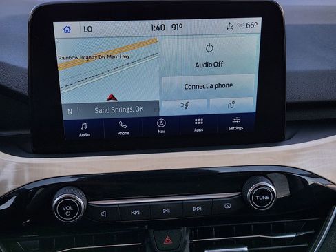 Used 2022 Ford Escape Titanium w/ Titanium Premium Package image 18