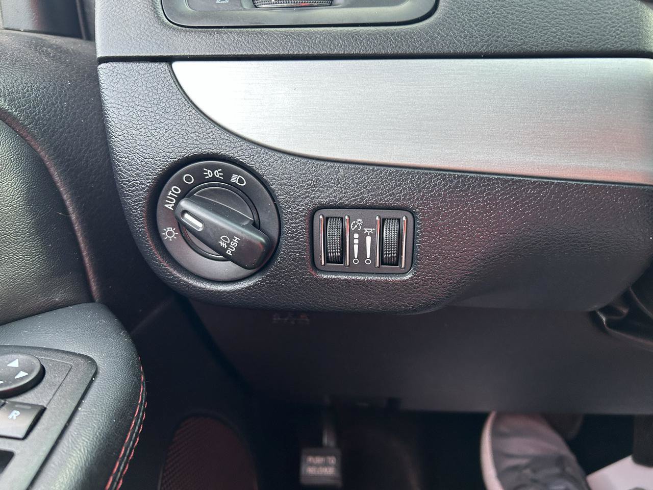 Used 2018 Dodge Grand Caravan GT FWD image 24