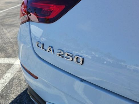Used 2023 Mercedes-Benz CLA 250 image 7