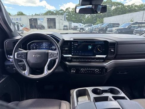 Used 2023 Chevrolet Silverado 1500 RST AWD/4WD image 15