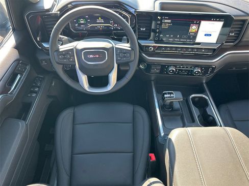 Used 2025 GMC Sierra 1500 SLT w/ SLT Premium Plus Package image 24