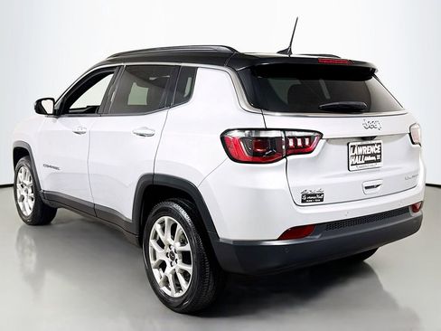 Used 2025 Jeep Compass Limited AWD/4WD image 6