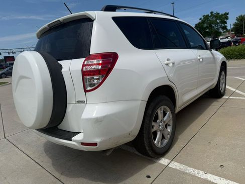 Used 2011 Toyota RAV4 4WD w/ Upgrade Value Pkg image 6