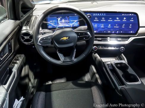 New 2026 Chevrolet Equinox EV LT image 13