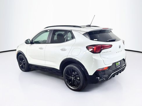 Used 2024 Buick Encore GX Sport Touring w/ Comfort Package FWD image 5