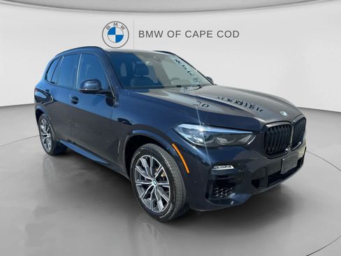 Used 2020 BMW X5 M50i w/ Premium Package AWD/4WD image 2
