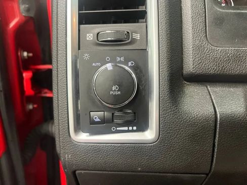Used 2021 RAM 1500 Warlock AWD/4WD image 25