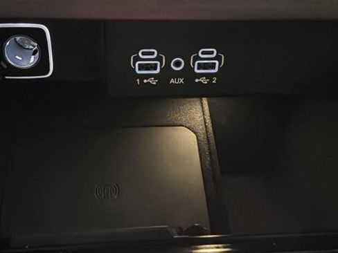 Used 2022 Jeep Wagoneer Series II image 38