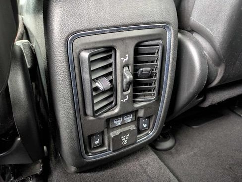 Used 2021 Jeep Grand Cherokee Trailhawk AWD/4WD image 14