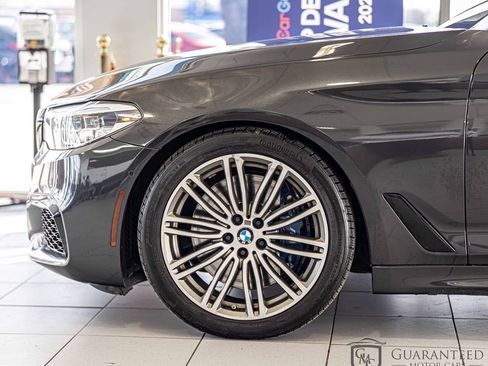 Used 2020 BMW M550i xDrive w/ Executive Package image 7