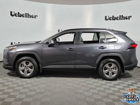 Certified 2022 Toyota RAV4 XLE w/ Convenience Package AWD/4WD image 4