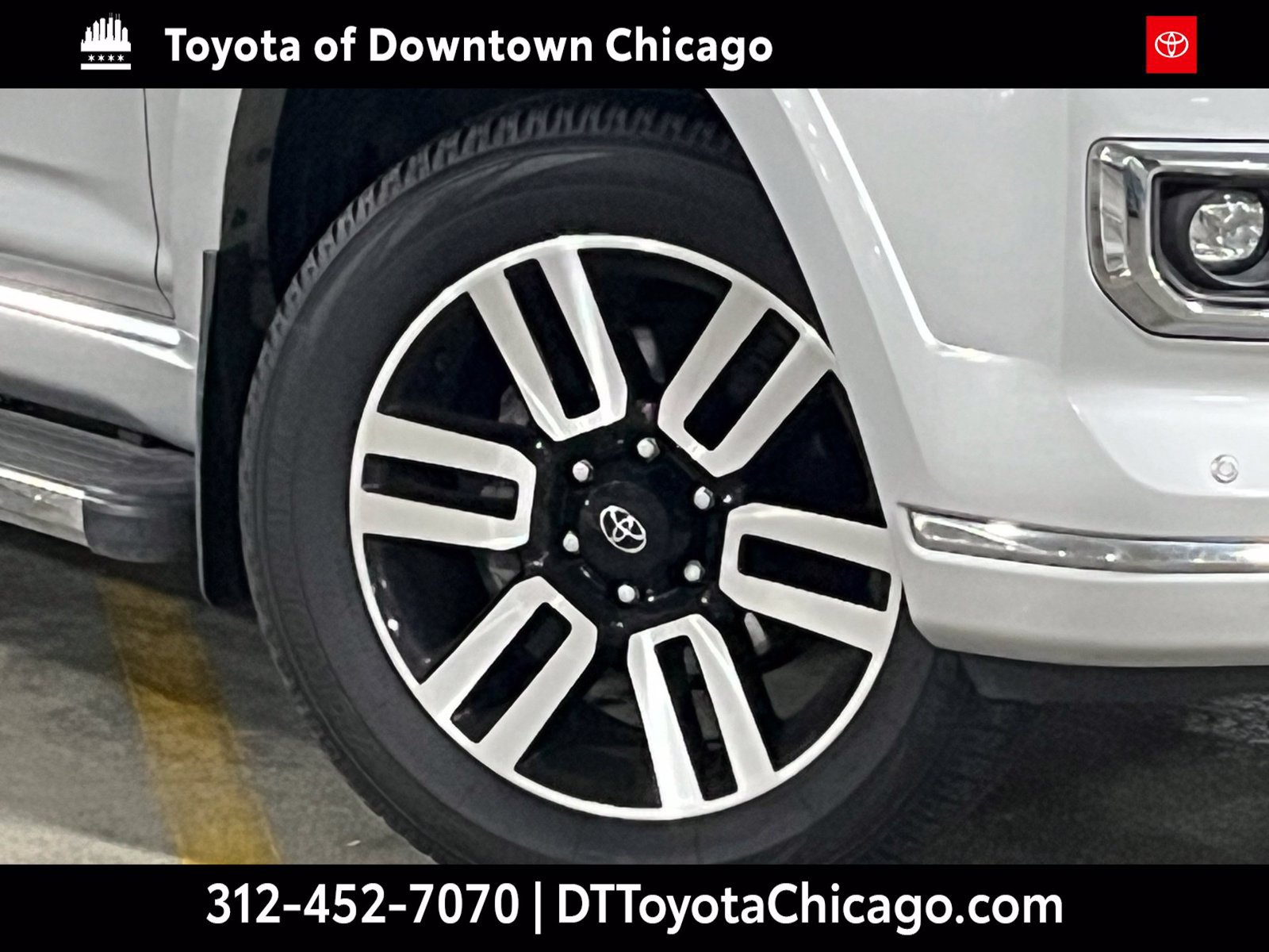 Used 2024 Toyota 4Runner Limited AWD/4WD image 2