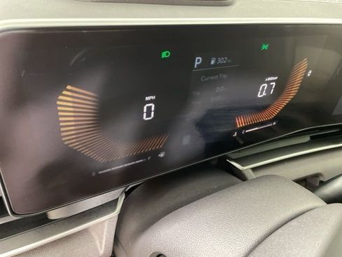 New 2026 Kia Carnival EX image 24