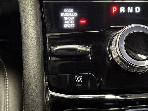 Used 2022 Jeep Grand Cherokee Limited 4xe image 29