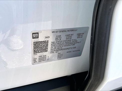 Used 2025 Chevrolet Tahoe LT image 14