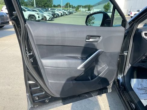 Used 2025 Toyota Corolla Cross XLE w/ Convenience Package AWD/4WD image 35