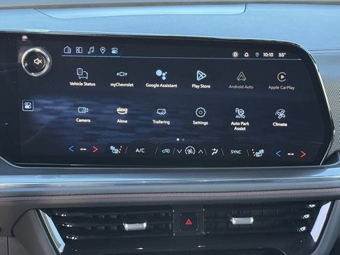 Used 2025 Chevrolet Suburban RST image 26