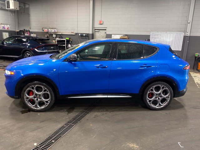 Used 2024 Alfa Romeo Tonale Ti AWD/4WD image 8