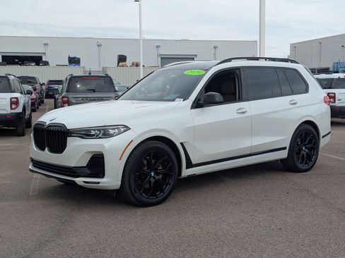Used 2020 BMW X7 xDrive40i w/ Premium Package image 2