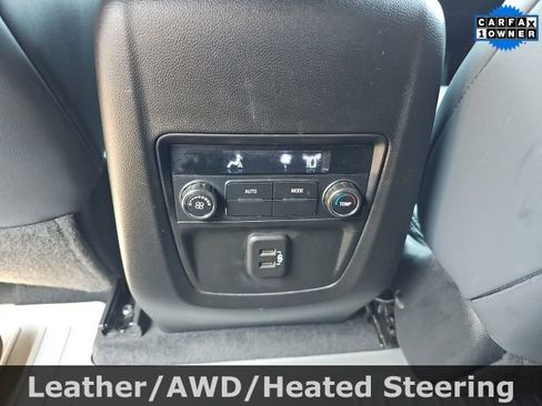 Used 2023 Buick Enclave Essence image 26