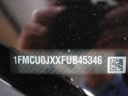 Used 2015 Ford Escape Titanium image 21