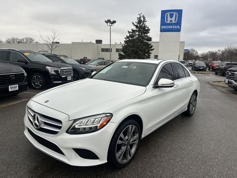 Used 2020 Mercedes-Benz C 300 4MATIC Sedan image 1
