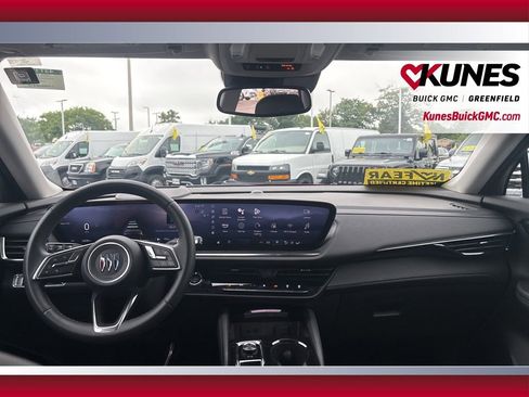 New 2025 Buick Envision Preferred image 40