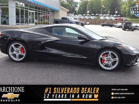 Used 2022 Chevrolet Corvette Stingray Preferred Cpe RWD image 1