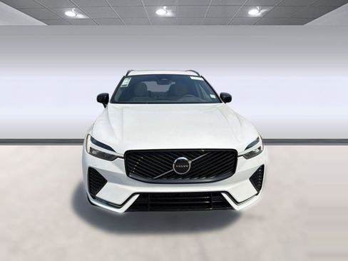 New 2026 Volvo XC60 B5 Core w/ Climate Package image 6