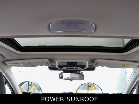 Used 2024 Subaru Crosstrek 2.0i Premium image 22