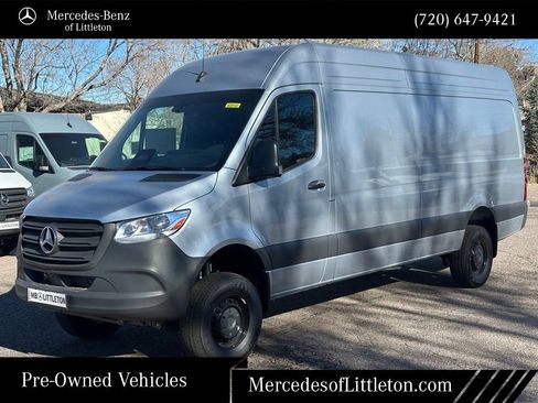 Used 2025 Mercedes-Benz Sprinter 2500 image 1