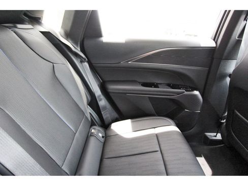 New 2026 Cadillac Lyriq Luxury AWD/4WD image 11