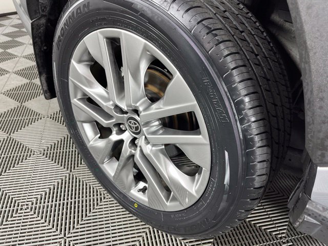 Used 2023 Toyota RAV4 XLE Premium FWD image 15