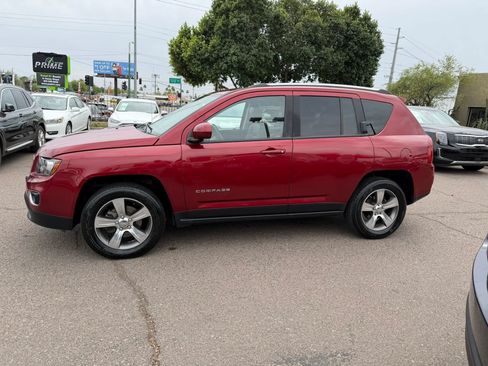 Used 2017 Jeep Compass High Altitude AWD/4WD image 8