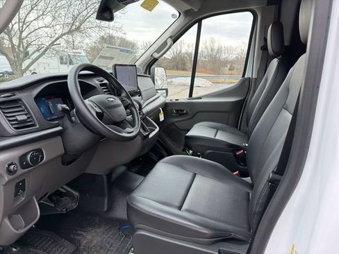 New 2026 Ford Transit 250 148 Medium Roof w/ Load Area Protection Package image 8