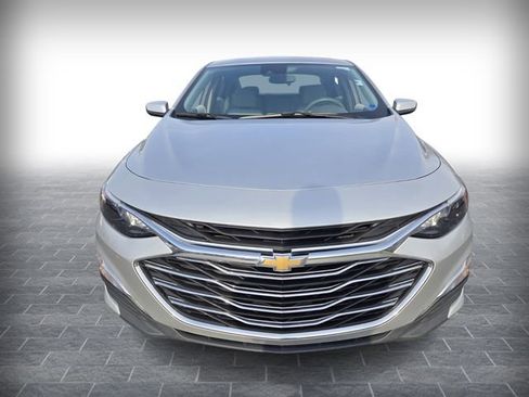 Used 2022 Chevrolet Malibu LS w/ Driver Confidence Package II FWD image 2