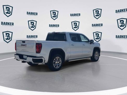 Used 2023 GMC Sierra 1500 Denali w/ Technology Package AWD/4WD image 9