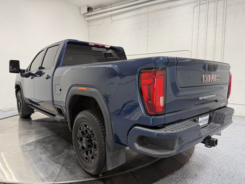 Used 2023 GMC Sierra 2500 AT4 image 5