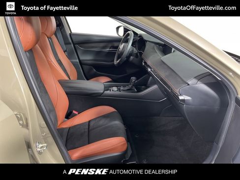 Used 2025 MAZDA MAZDA3 s image 6