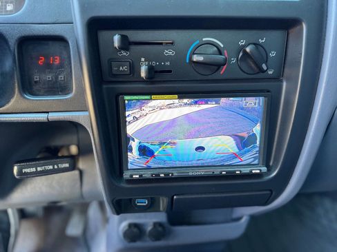 Used 1998 Toyota Tacoma 2WD Regular Cab image 22