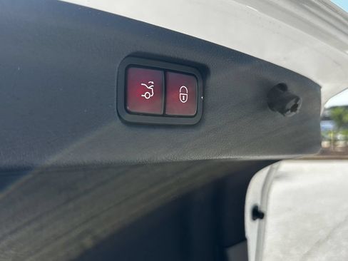 Certified 2023 Mercedes-Benz C 300 Sedan image 22