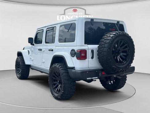 Used 2024 Jeep Wrangler Unlimited Sahara w/ Technology Group AWD/4WD image 3