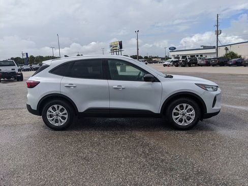 New 2026 Ford Escape Active FWD image 3