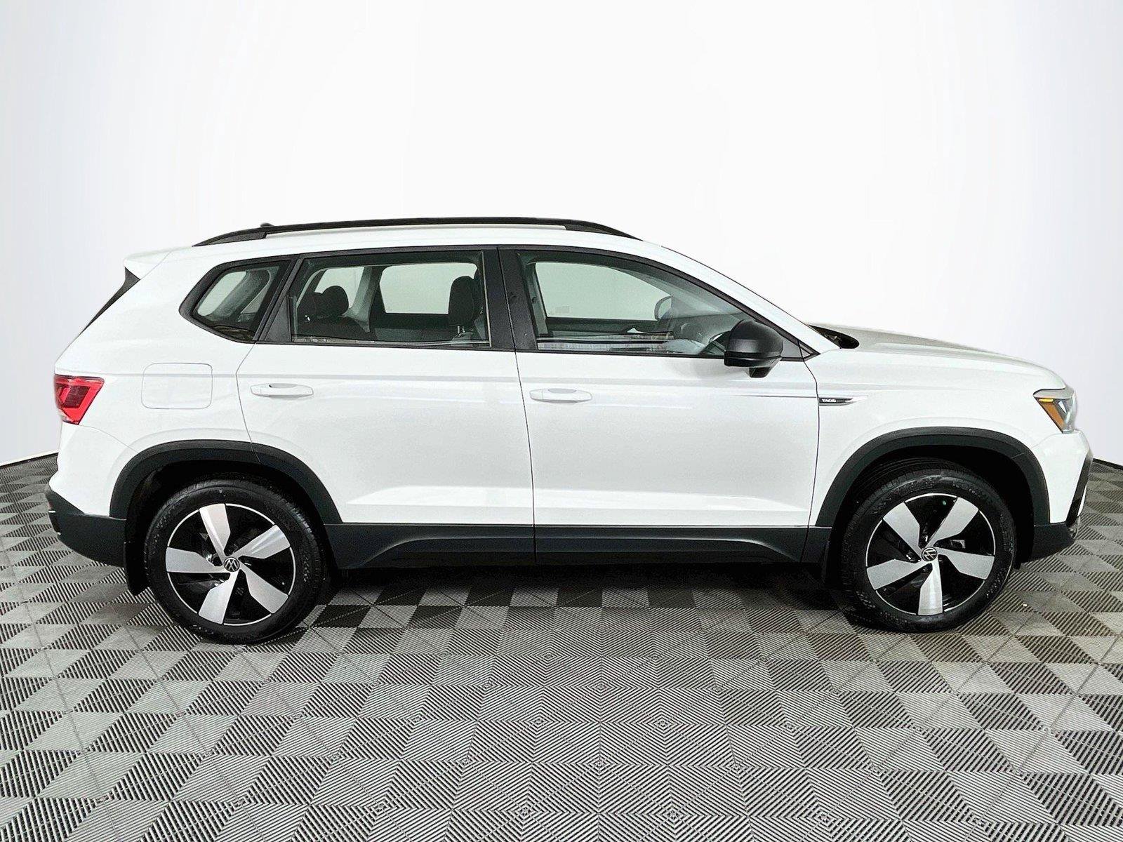 Used 2024 Volkswagen Taos S AWD/4WD image 10