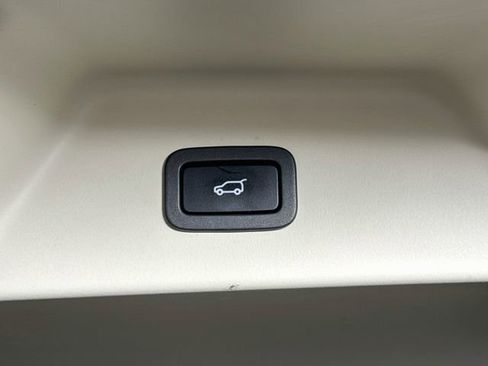Used 2018 Land Rover Range Rover HSE AWD/4WD image 46
