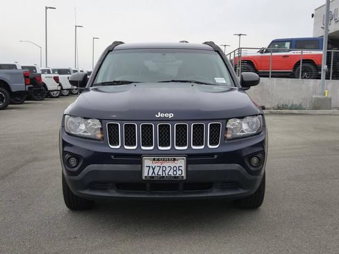 Used 2016 Jeep Compass Sport w/ Power Value Group FWD image 2
