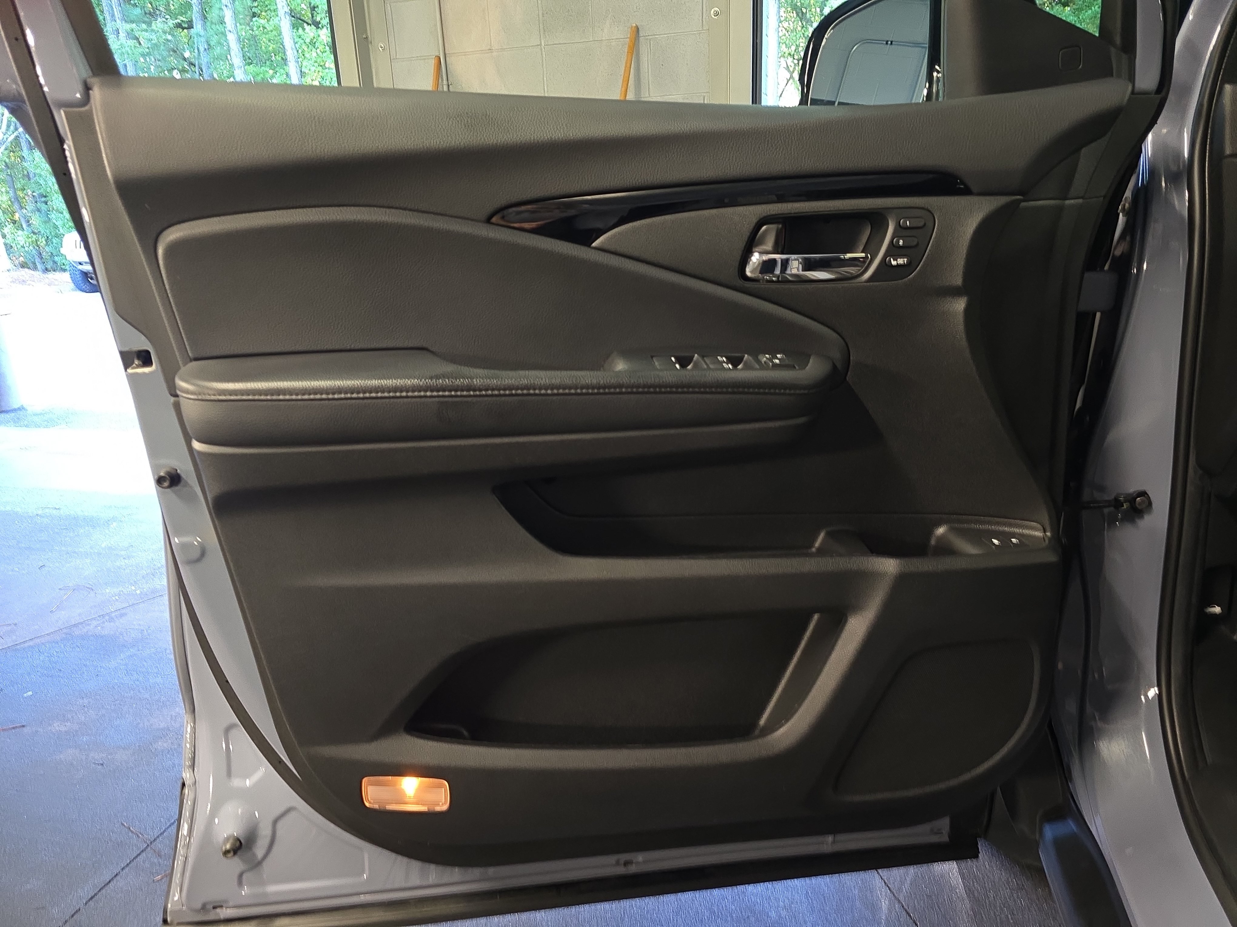 Used 2022 Honda Pilot Elite image 25